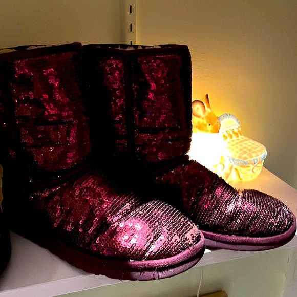 UGG Shoes - 2/30$Ugg Classic Short Boots Sequins Wine Burgundy 8